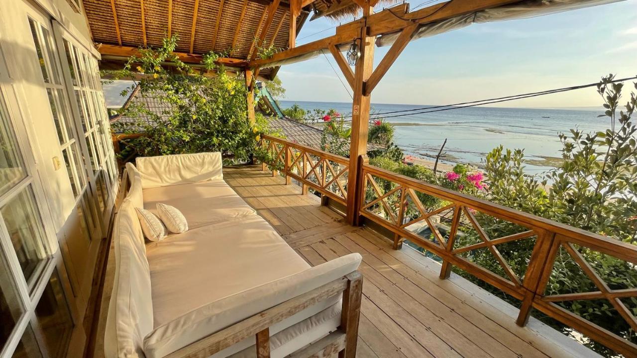 Serenity Luxurious Beachfront Villa & Spa With Private Infinity Pool, 8 Guests Gili Air Buitenkant foto
